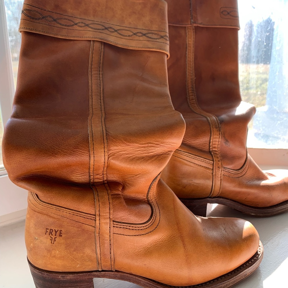 FRYE AND CO. Tan Leather Women's Boots